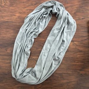 Steve Madden Accessories - Steve Madden Infinity Scarf Steve Madden Accessories - Steve Madden Infinity Scarf
